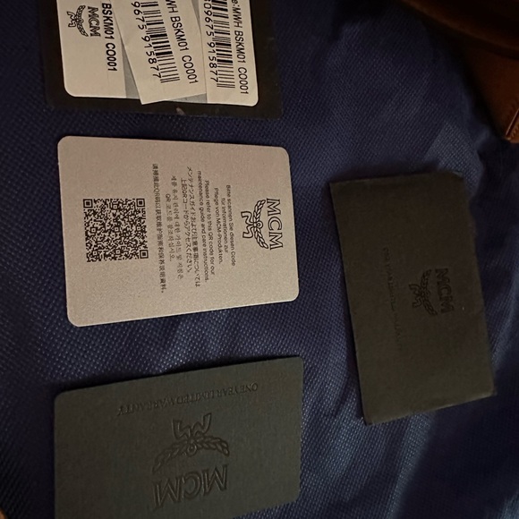 MCM Klara Visetos Large Hobo Crossbody Bag - Picture 7 of 9